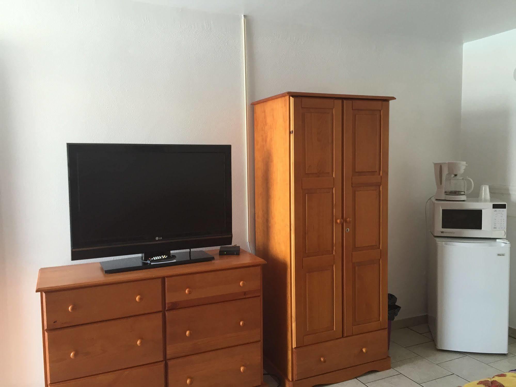 Skylark Resort Motel Вайлдвуд Экстерьер фото